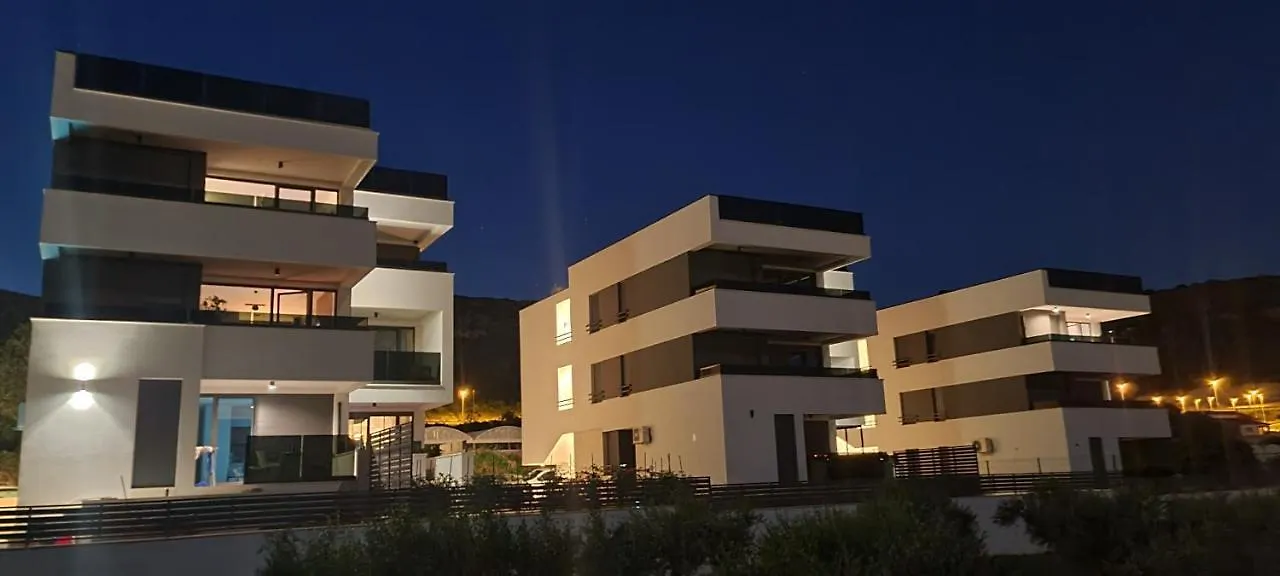 Apartman Marcelina 1 With Private Pool Trogir Lejlighed