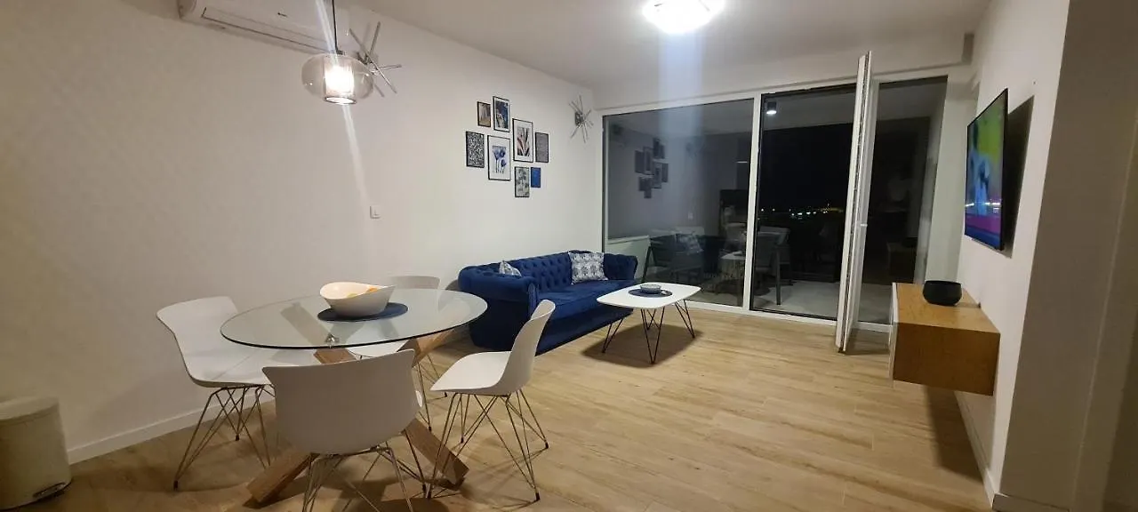 Apartman Marcelina 1 With Private Pool Trogir