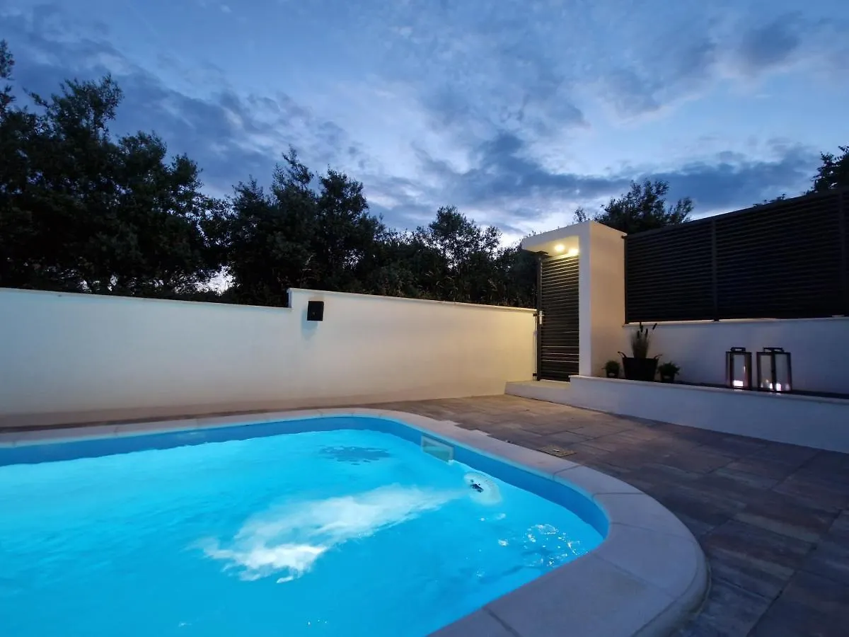 Apartment Apartman Marcelina 1 With Private Pool Trogir Croatia